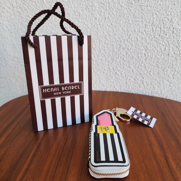 NWT Henri Bendel Lipstick Motif Coin Purse Charm Keychain - comes w/HB giftbag - Picture 2 of 7